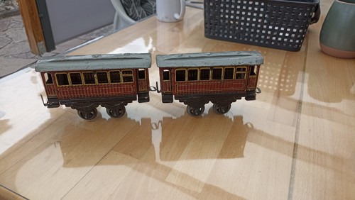 Zwei eisenbahn waggons - eisenbahn,