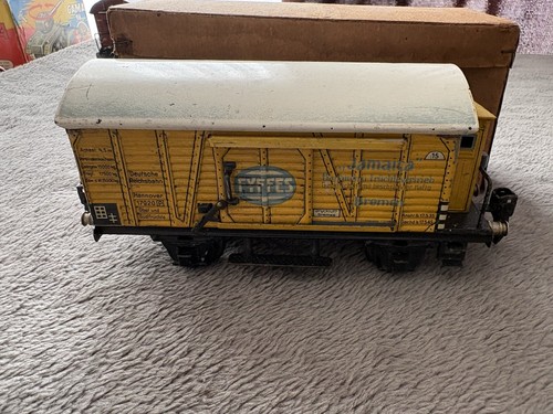 Märklin gedeckter spur - /,