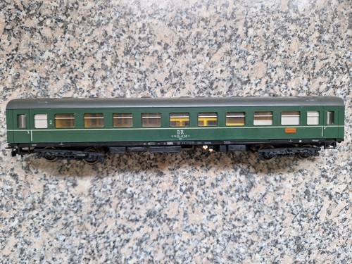 Personenwaggon 5150 45 - dr,